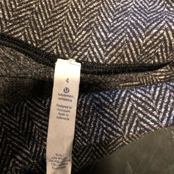 Lululemon high times size 4 - Picture 6 of 8